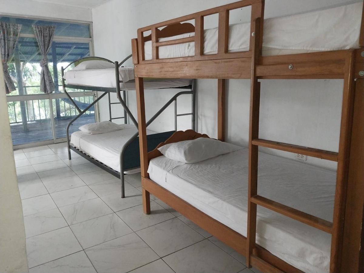 Hotel Amazon Breeze Iquitos Exterior foto