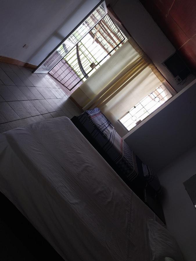 Hotel Amazon Breeze Iquitos Exterior foto
