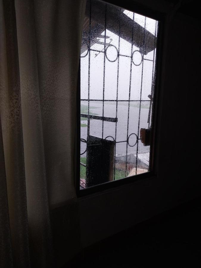 Hotel Amazon Breeze Iquitos Exterior foto